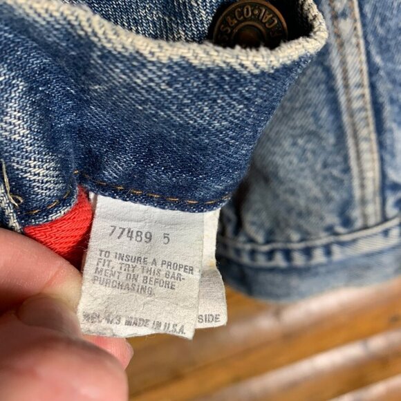 Vintage Levi's 46 Jean Denim Trucker Jacket 80's Band Patches Pins - Picture 14 of 14